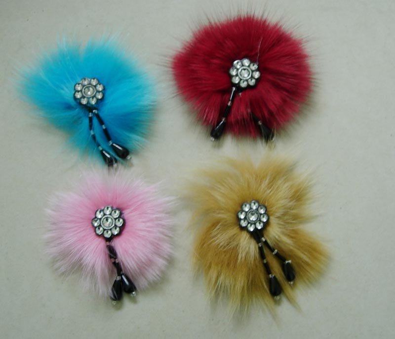 Rabbit Fur or Fox Fur: Which One Fits Your Design?