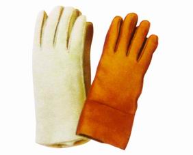 Fur_Glove_02